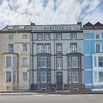Host & Stay - Sea Watcher