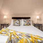 Elliot Suite No9 - Donnini Apartments
