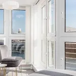 Logan Bay - Donnini Apartments
