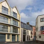 Harbourside Haven Apartment 1
