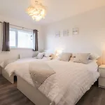 15 Coedrath Park