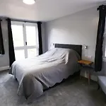 Number 33 Room Only