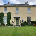 Self Contained Apartment In Winterton Hall