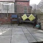 Award Winning Pet Friendly Paddock Cottage