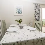 Meadowlea Cottage