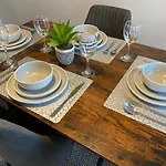 Blackpool Sleepover Apartment 3 Free Parking Sleeps 6