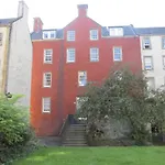 2 Chessels Court, Flat 3