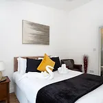 Preston Mews By Sorted Stay