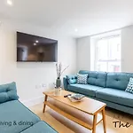 The Escape; The Ideal Getaway On Brighton Seafront