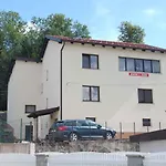 Apartment In Postojna 40241