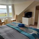 Girvan Guest House