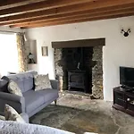 Picture Perfect Cottage In Rural Tintagel