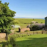 Dairy Cottage With Sea Views