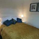 Immaculate 3 Bedroom Home With Superfast Wifi, Dragon Cottage, Llansamlet, Swansea
