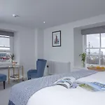 Pilgrim, Maritime Suites, Brixham
