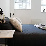 Premium Apartment, Amazing Central Location