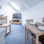 St Julians View - 1 Bedroom Apartment - Tenby