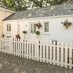 Love Cottage