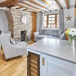 Host & Stay - 11 Bakehouse Yard
