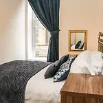 St Hilda'S Corner House