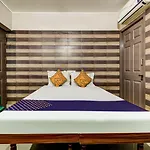 Spot On 75259 Hotel Lakshmi Saraswathy