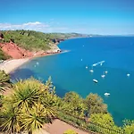 Driftwood Cottage, Luxury Character Cottage In The English Riviera, Close To The Picturesque Precinct Of St Marychurch, A Short Walk To The Stunning Beaches Of Babbacombe And Oddicombe!