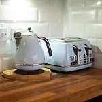Eaton Accommodation - Tv In Every Bedroom!