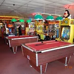 Bermuda Holiday Park Hemsby Near To Yarmouth