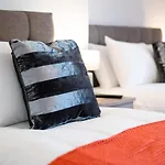 The Mor House - Tv In Every Bedroom!