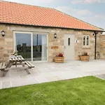 Abbey View Cottage At Broadings Farm