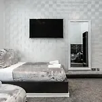 Mixies Manor By Sasco