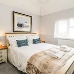 Sam'S Place