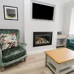 Sam'S Place