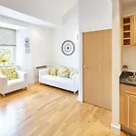 Host & Stay - Penthouse Pad