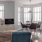 4 Buregate House, Felixstowe