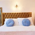 Elegant 5 Bed 4 Bath 'Vogue House' Parisian Style Home