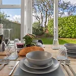 Ty Gwyn - Hot Tub, Parking, Dog Friendly