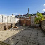 Oliverball Serviced Apartments - Beatrice House - Modern 3 Bedroom House In Portsmouth
