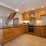 Green Acres Cottages