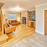 Host & Stay - Holmedene