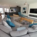 Dunluce Luxury Penthouse In Portrush