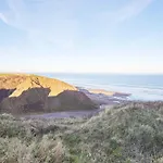 Host & Stay - 'Salty' Seaview