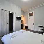 Castleview Aparthotel