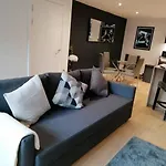 New Town House With *Free Allocated Parking*