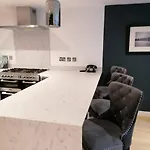 New Town House With *Free Allocated Parking*