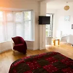 Maldon - A Family House In South Devon