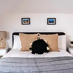 Finest Retreats - Tolcarne Stay - Luxury Newquay Apartment