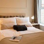 Roseberry Villa