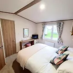 Robin Hood'S Retreat