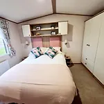 Robin Hood'S Retreat